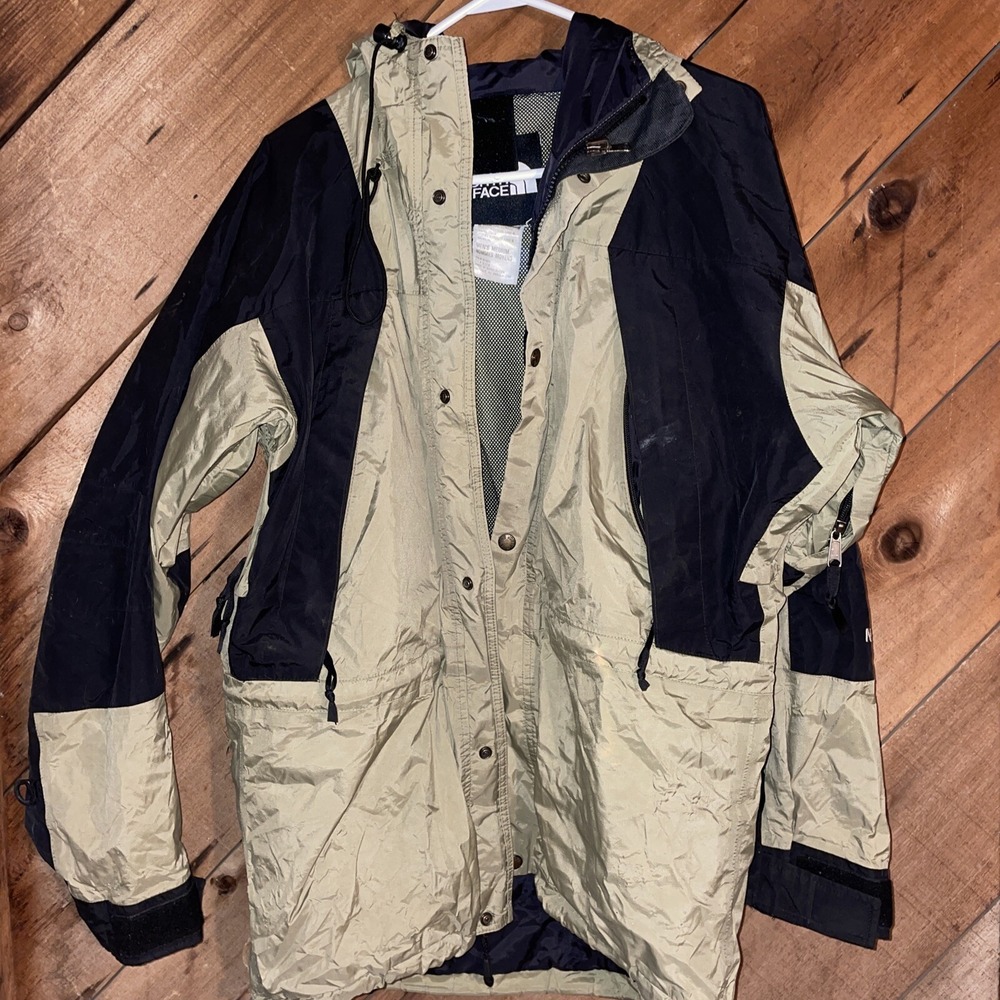 North Face Men's Medium Nylon Gore-Tex Tan Black Full Zip With Hood